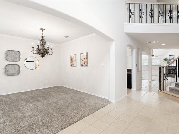 1825  Amber Lane , Carrollton Texas 75007