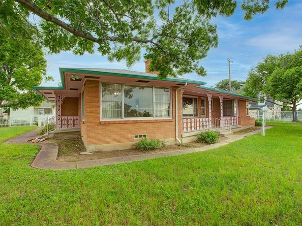 2000  Standifer Street , Fort Worth Texas 76164