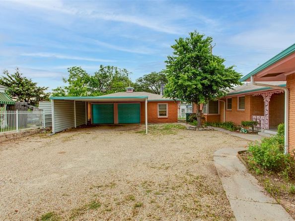 2000  Standifer Street , Fort Worth Texas 76164