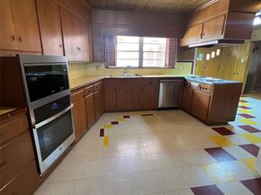 2000  Standifer Street , Fort Worth Texas 76164
