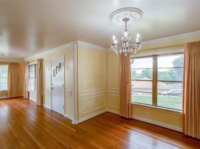 2000  Standifer Street , Fort Worth Texas 76164