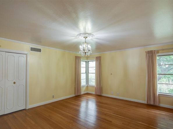 2000  Standifer Street , Fort Worth Texas 76164