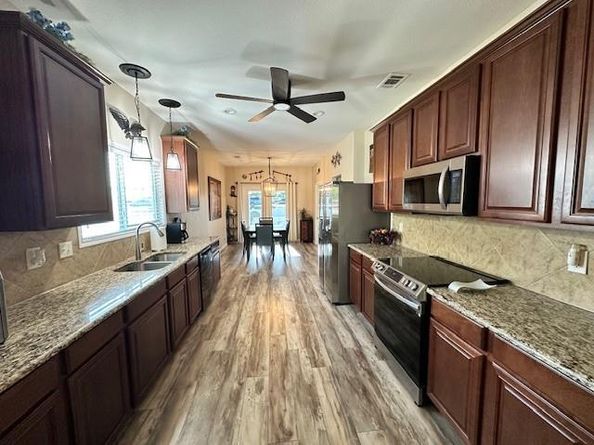 1609  Cambridge Drive , Providence Village Texas 76227