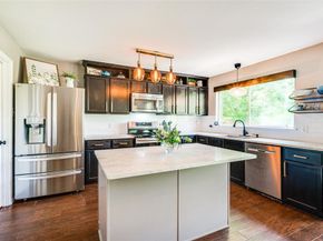 1405  Cardinal Way , Aubrey Texas 76227
