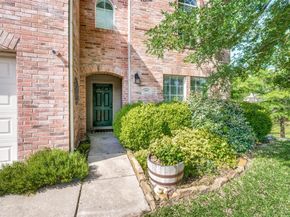 1405  Cardinal Way , Aubrey Texas 76227