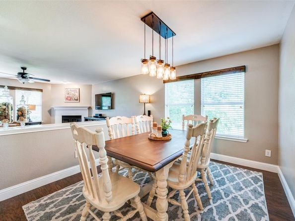 1405  Cardinal Way , Aubrey Texas 76227