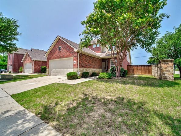 421  Kirby Drive , Lantana Texas 76226