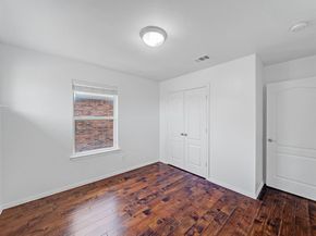 421  Kirby Drive , Lantana Texas 76226