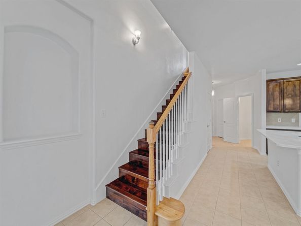 421  Kirby Drive , Lantana Texas 76226