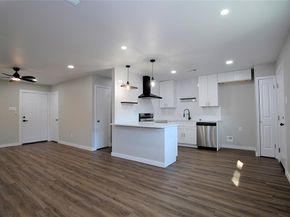 810  Laguna Drive , Garland Texas 75043