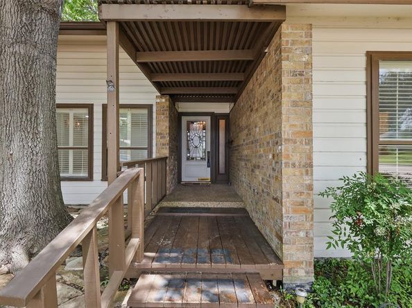 202  Rainbow Circle , Rockwall Texas 75032