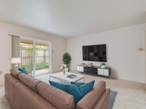 2807  Lineville Drive  104, Farmers Branch Texas 75234