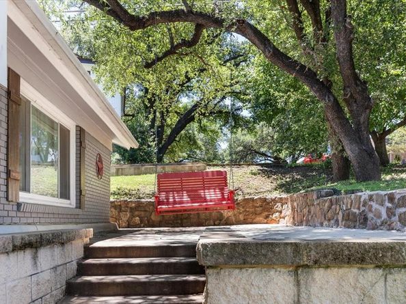 1801  Dakar Road E, Fort Worth Texas 76116