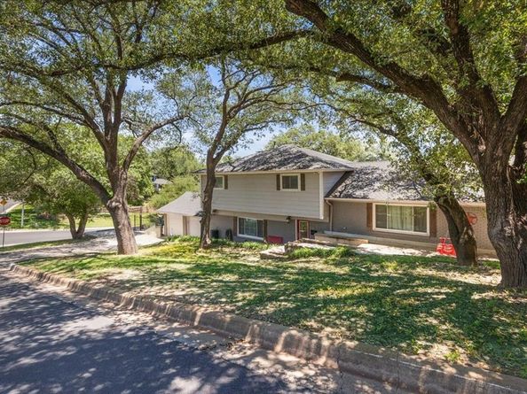 1801  Dakar Road E, Fort Worth Texas 76116