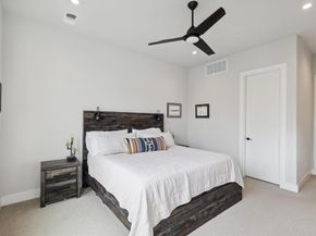 3200  Ross Avenue  42, Dallas Texas 75204