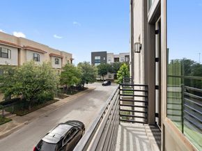 3200  Ross Avenue  42, Dallas Texas 75204
