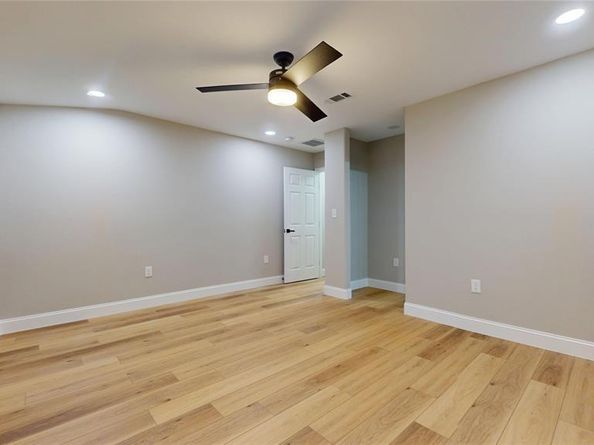 2210  Mcclure Street , Irving Texas 75062