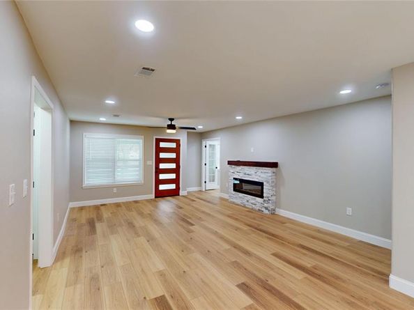 2210  Mcclure Street , Irving Texas 75062