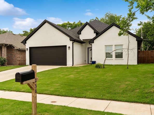 1236 E Fogg Street , Fort Worth Texas 76115