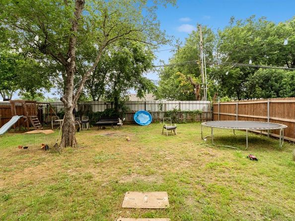 1236 E Fogg Street , Fort Worth Texas 76115