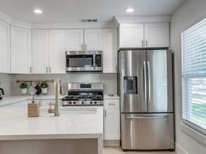 1614  Engle Avenue , Dallas Texas 75224