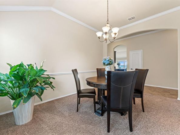 8400  Sioux Trail , Aubrey Texas 76227