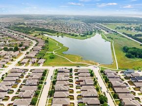 8400  Sioux Trail , Aubrey Texas 76227