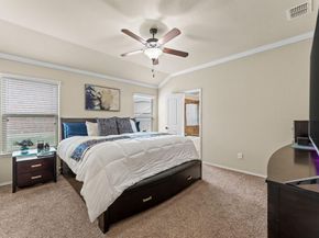 8400  Sioux Trail , Aubrey Texas 76227