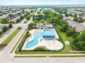 8400  Sioux Trail , Aubrey Texas 76227