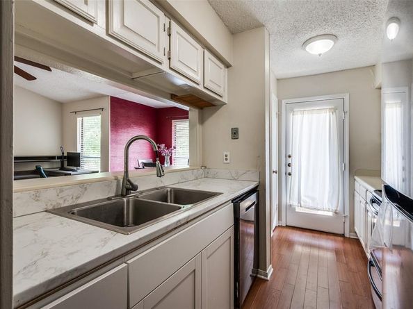 1301  Memory Lane  4920, Arlington Texas 76011