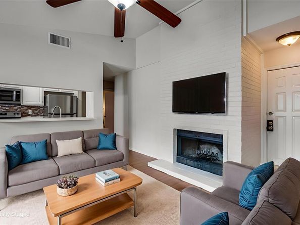1301  Memory Lane  4920, Arlington Texas 76011