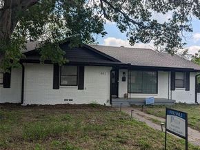 882  Magnolia Lane , Lancaster Texas 75146