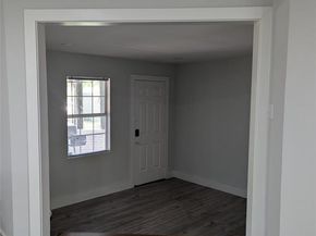 882  Magnolia Lane , Lancaster Texas 75146