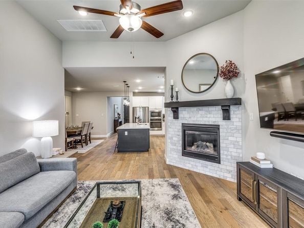2217  Lexington Way , Carrollton Texas 75010
