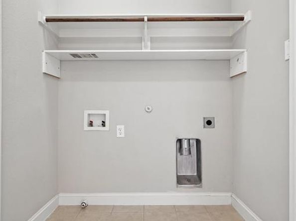 6755  Plaza Via  , Irving Texas 75039