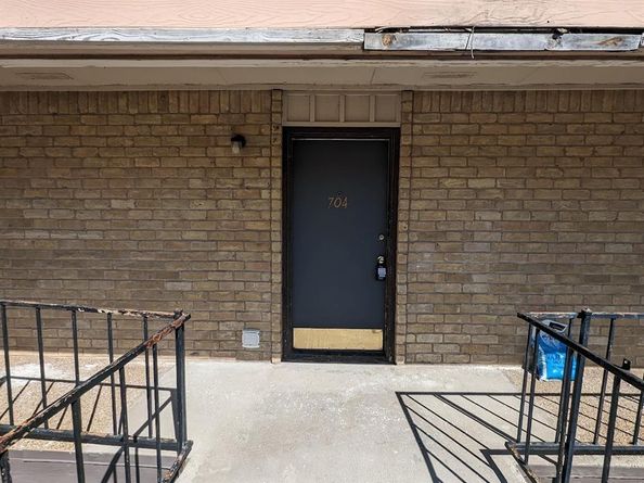 6004  Westridge Lane  704, Fort Worth Texas 76116