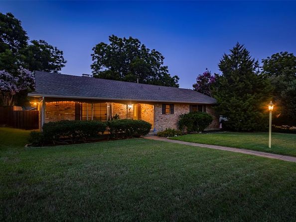 846  Creekridge Drive , Dallas Texas 75218