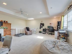 846  Creekridge Drive , Dallas Texas 75218