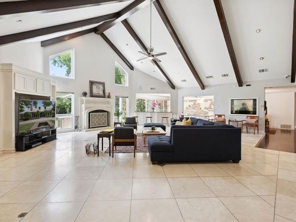 6160  Spring Valley Road , Dallas Texas 75254
