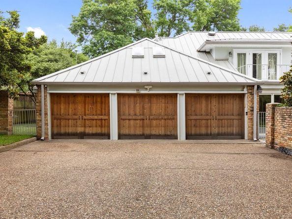 6160  Spring Valley Road , Dallas Texas 75254