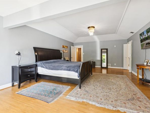 6160  Spring Valley Road , Dallas Texas 75254