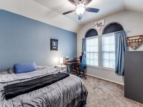 700  Lark Drive , Aubrey Texas 76227