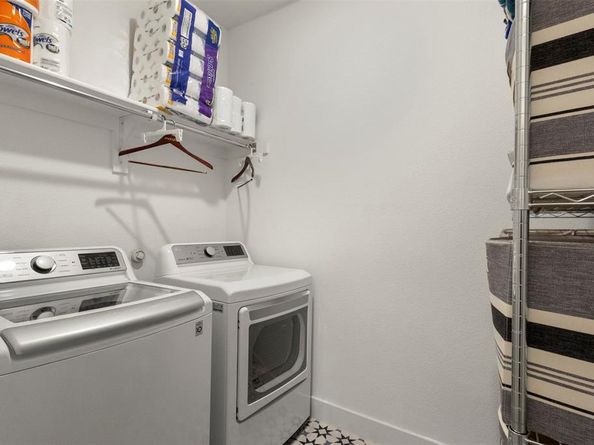 1609  Canter Court , Aubrey Texas 76227