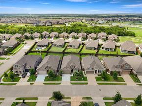 1609  Canter Court , Aubrey Texas 76227