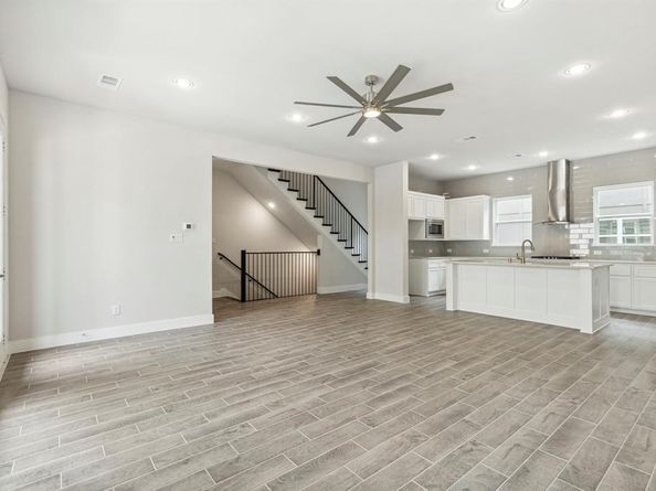 2527  Carolwood Lane , Dallas Texas 75212