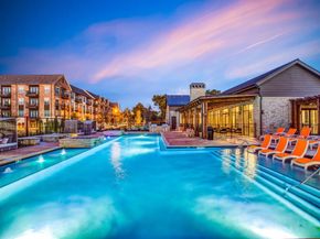 2527  Carolwood Lane , Dallas Texas 75212