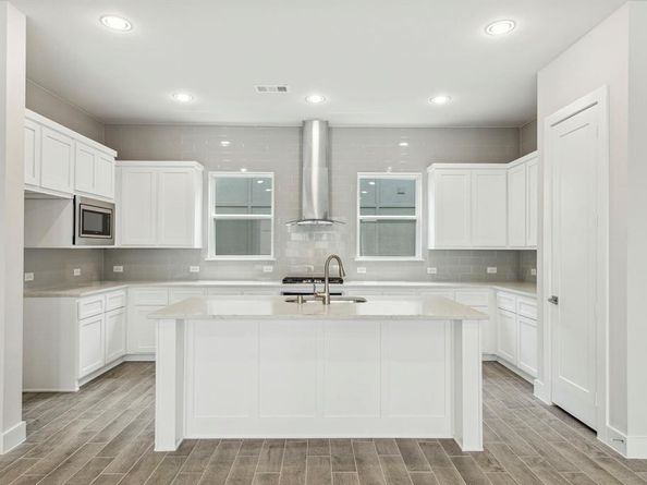 2527  Carolwood Lane , Dallas Texas 75212