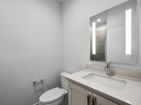 1771  Mccoy Street  305, Dallas Texas 75204