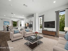 1771  Mccoy Street  305, Dallas Texas 75204