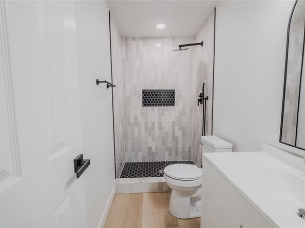 3505  Pacesetter Drive , Dallas Texas 75241